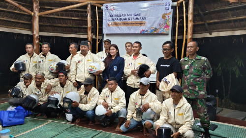 Sigap Tsunami Ajak Pengojek Menjadi Agen Komunikasi, GMLS Adakan Sosialisasi Mitigasi Gempa Bumi & Tsunami bagi Komunitas Pengojek Pangkalan Cimangpang 